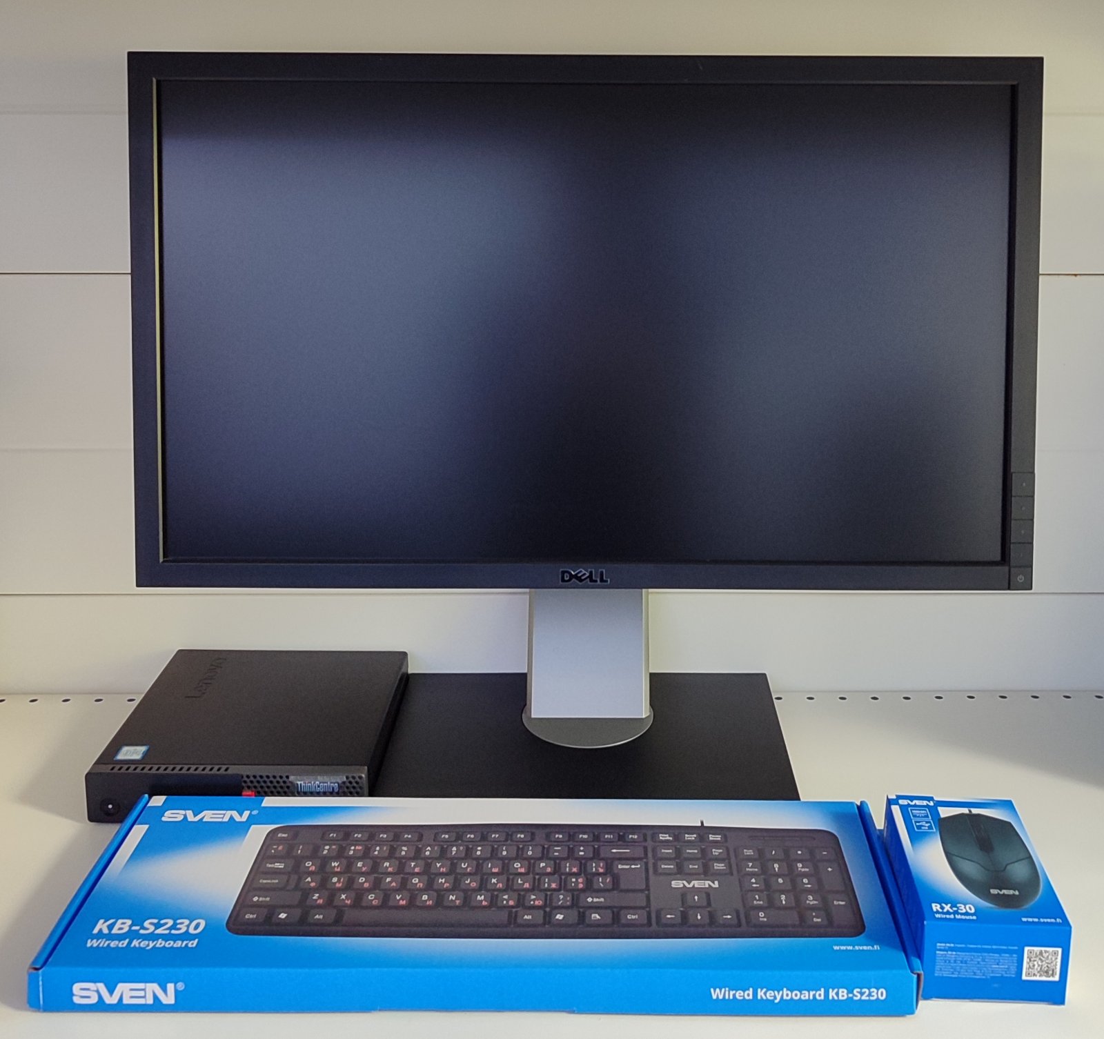 PC + Monitor 24" + Tastatură + Mouse
